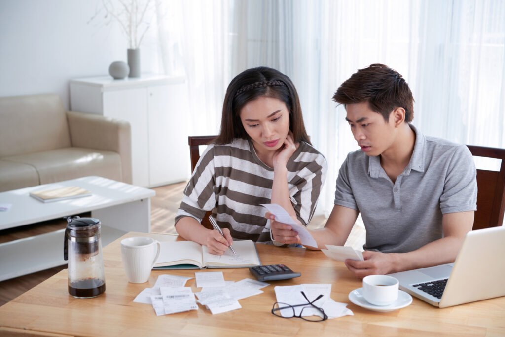 Merencanakan pengeluaran untuk berlibur akan meminimalisir stress saat liburan